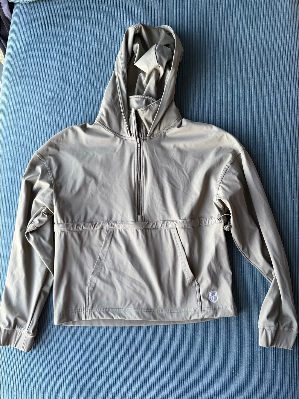 NWOT Born Primitive Hoodie Top S Athleisure Casual Green Quarter Zip Layer Gym